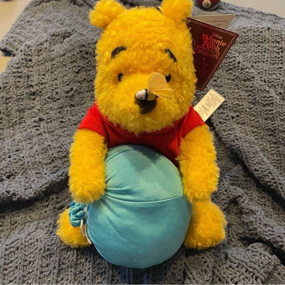 Exclusive 55th Anniversary Winnie the Pooh Yellow Plush Toy with Blue Ball NWT
